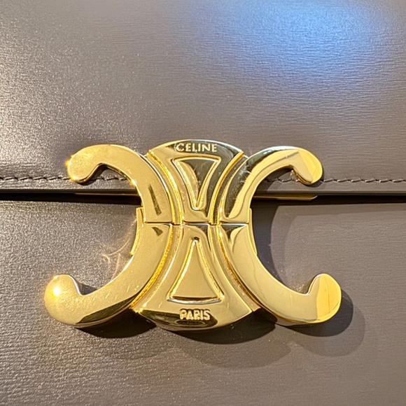 Authentic Celine Teen Triomphe in Shiny Genuine Calfskin Pebble Gray - Picture 8 of 11